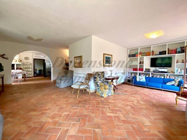 casa indipendente in vendita a Riparbella