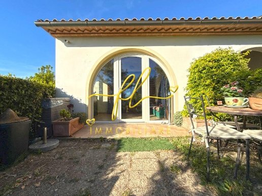 casa indipendente in vendita a Riparbella