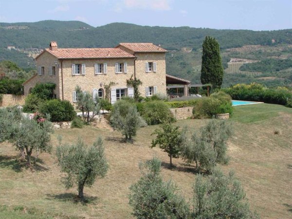 casa indipendente in vendita a Riparbella