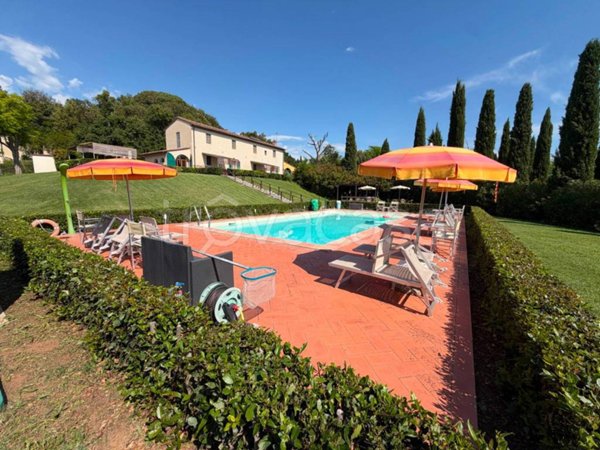 casa indipendente in vendita a Riparbella