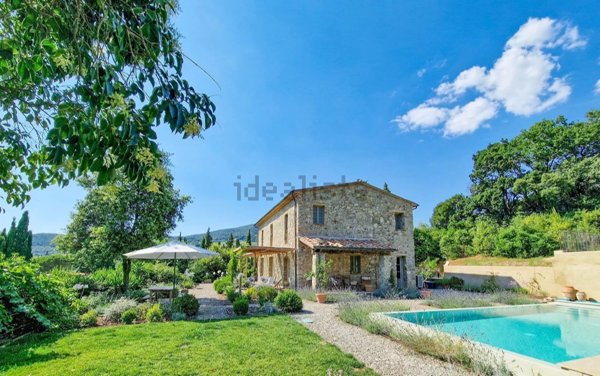 casa indipendente in vendita a Riparbella