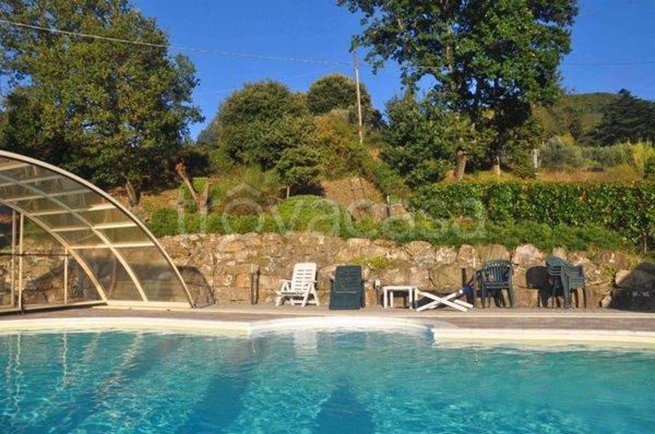 casa indipendente in vendita a Riparbella