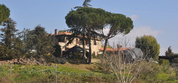 casale in vendita a Riparbella