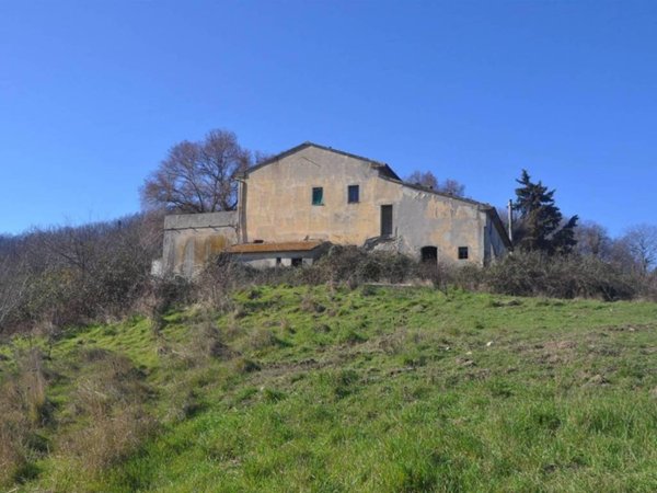 casale in vendita a Riparbella