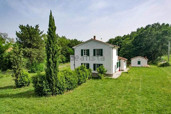 casa indipendente in vendita a Riparbella