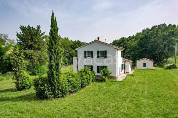 casa indipendente in vendita a Riparbella