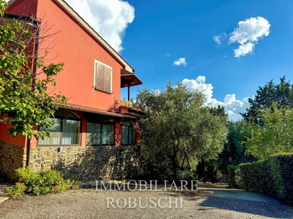 casa indipendente in vendita a Riparbella