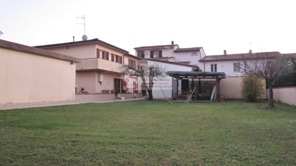 casa indipendente in vendita a San Giuliano Terme in zona Ghezzano