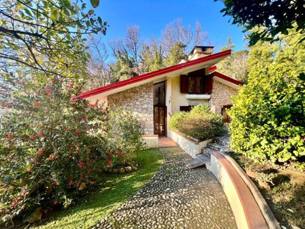 casa indipendente in vendita a San Giuliano Terme in zona Molina di Quosa