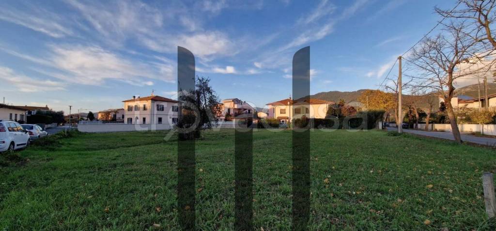 terreno edificabile in vendita a San Giuliano Terme in zona Gello