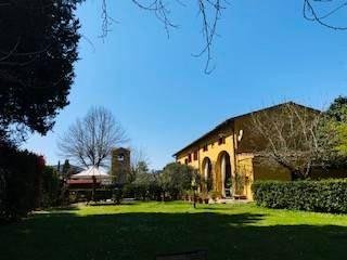 villa in vendita a San Giuliano Terme in zona Molina di Quosa