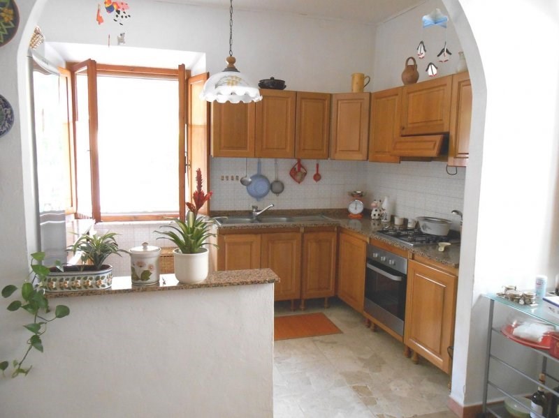 casa indipendente in vendita a San Giuliano Terme