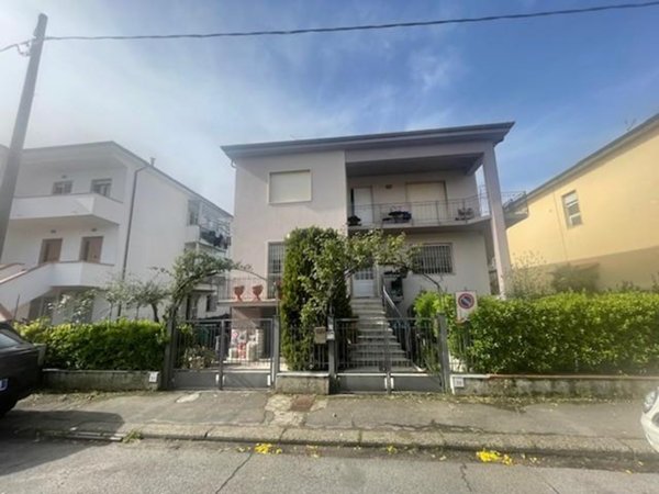 appartamento in vendita a San Giuliano Terme in zona Ghezzano