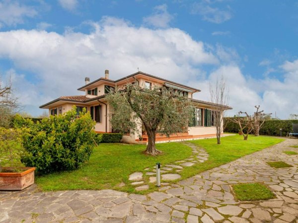 casa indipendente in vendita a San Giuliano Terme in zona Ghezzano