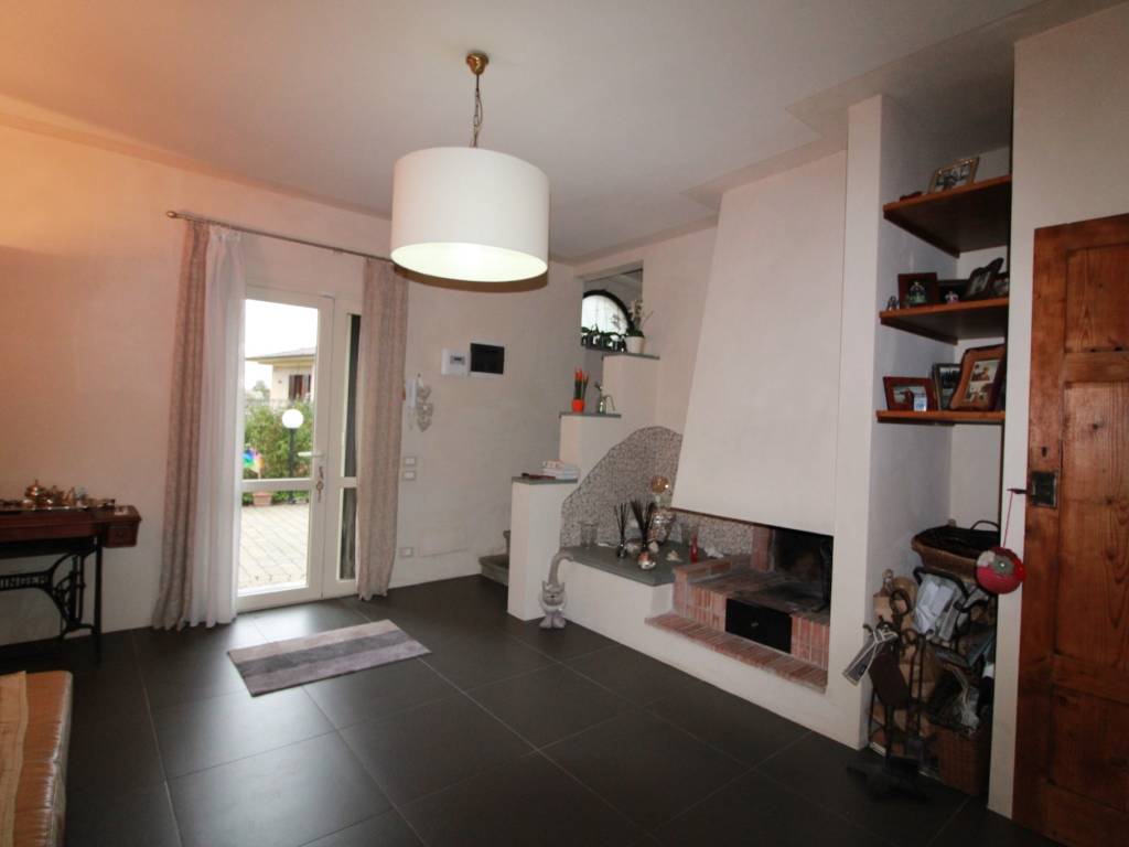 casa indipendente in vendita a San Giuliano Terme