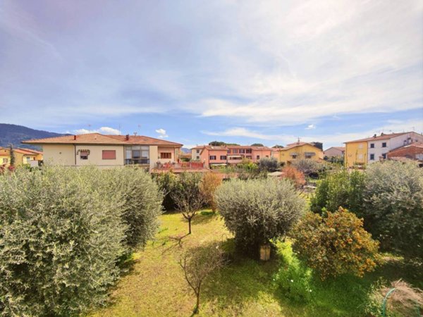 casa indipendente in vendita a San Giuliano Terme in zona Pontasserchio