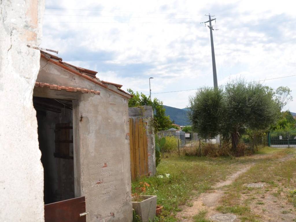 casa indipendente in vendita a San Giuliano Terme in zona Pontasserchio