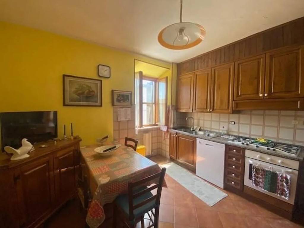 appartamento in vendita a San Giuliano Terme in zona Campo
