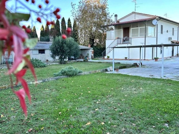 casa indipendente in vendita a San Giuliano Terme