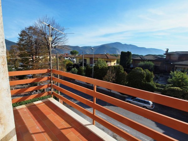 appartamento in vendita a San Giuliano Terme in zona Gello