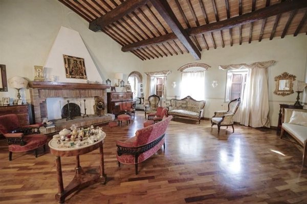 casa indipendente in vendita a San Giuliano Terme