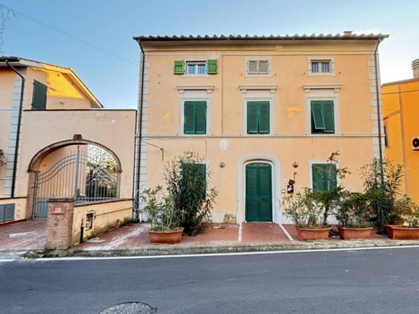 casa indipendente in vendita a San Giuliano Terme in zona Campo