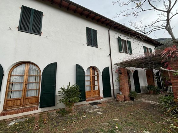 casa indipendente in vendita a San Giuliano Terme in zona Gello