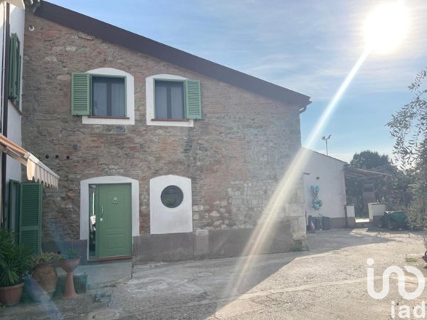 casa indipendente in vendita a San Giuliano Terme in zona Pappiana
