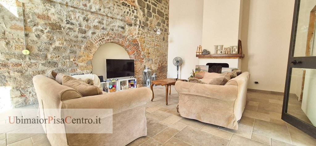 casa indipendente in vendita a San Giuliano Terme in zona Pappiana