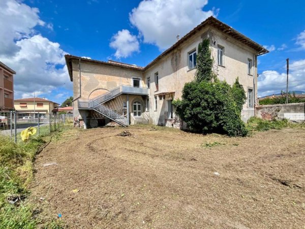 casa indipendente in vendita a San Giuliano Terme in zona Pontasserchio