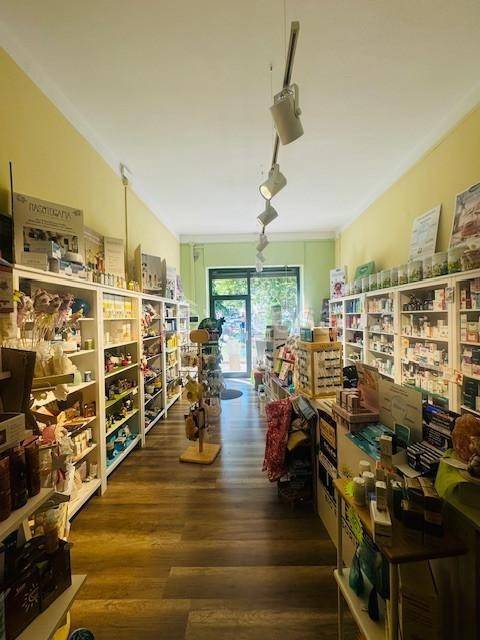negozio in vendita a San Giuliano Terme