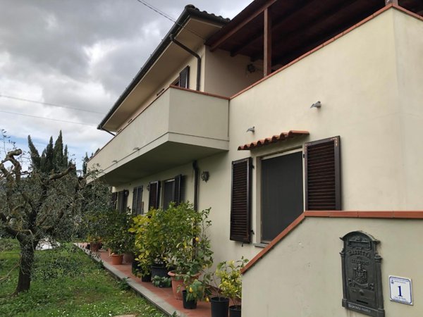 casa indipendente in vendita a San Giuliano Terme in zona Molina di Quosa