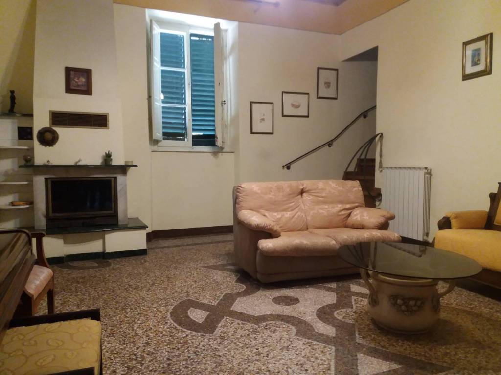 casa indipendente in vendita a San Giuliano Terme in zona Ripafratta