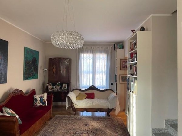 casa indipendente in vendita a San Giuliano Terme in zona Ghezzano