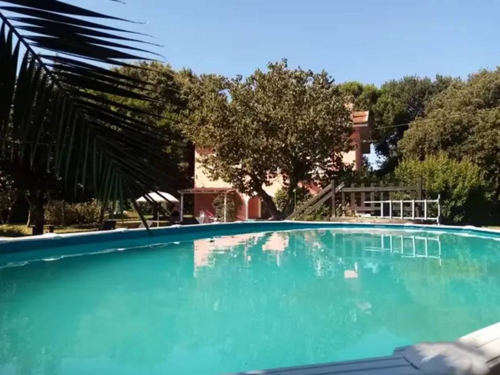 casa indipendente in vendita a San Giuliano Terme in zona Madonna dell'Acqua