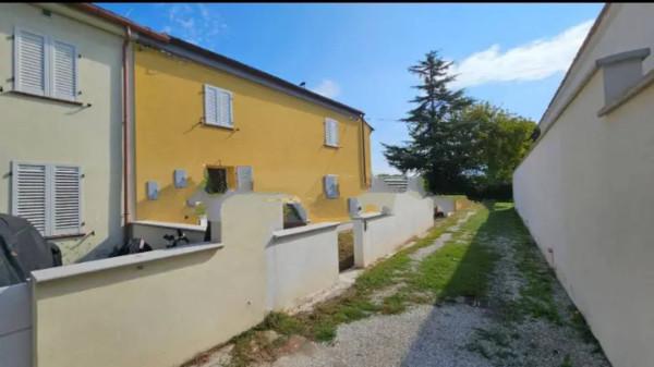 casa indipendente in vendita a San Giuliano Terme in zona Arena-Metato