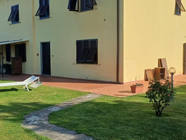 casa indipendente in vendita a San Giuliano Terme