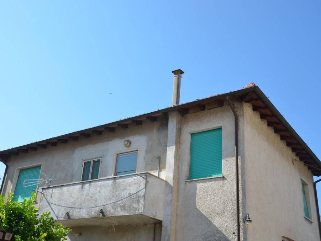 casa indipendente in vendita a San Giuliano Terme in zona Pontasserchio