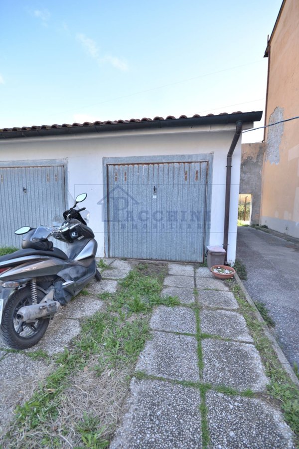 appartamento in vendita a San Giuliano Terme in zona Orzignano
