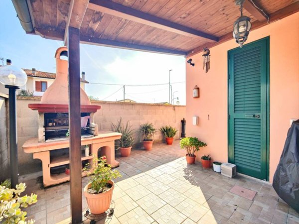 appartamento in vendita a San Giuliano Terme in zona Madonna dell'Acqua