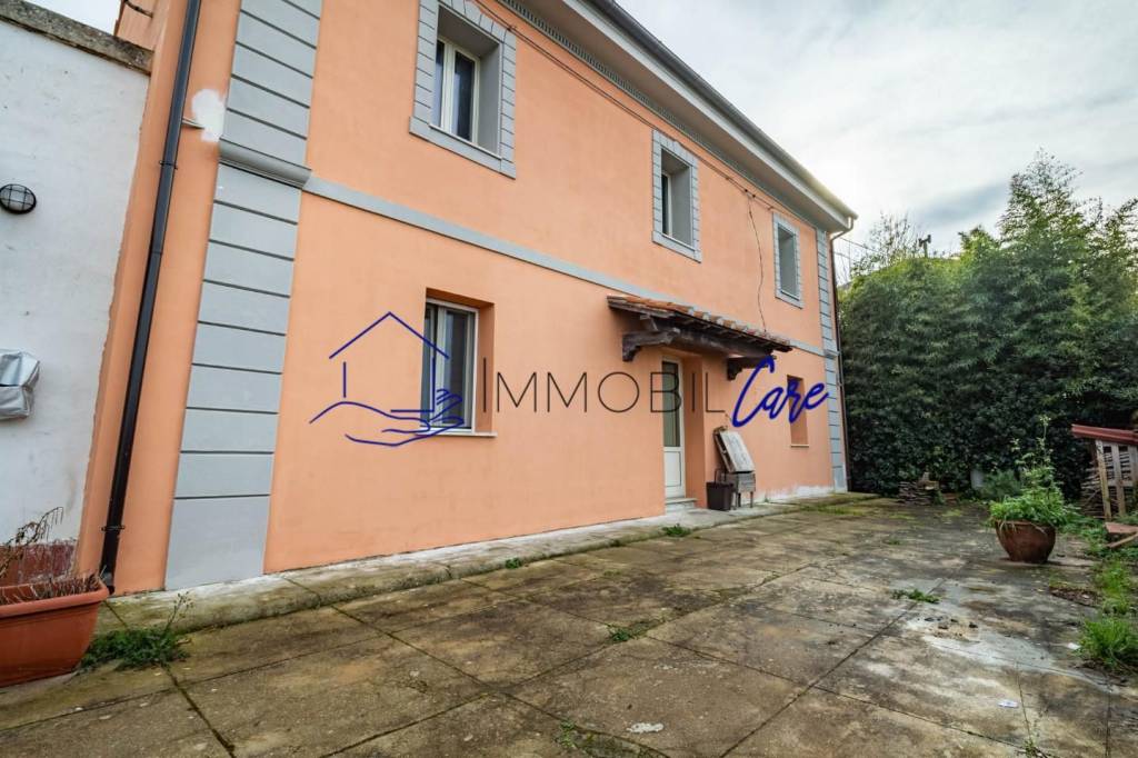 casa indipendente in vendita a San Giuliano Terme in zona Ghezzano