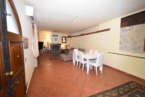 casa indipendente in vendita a San Giuliano Terme in zona Pugnano