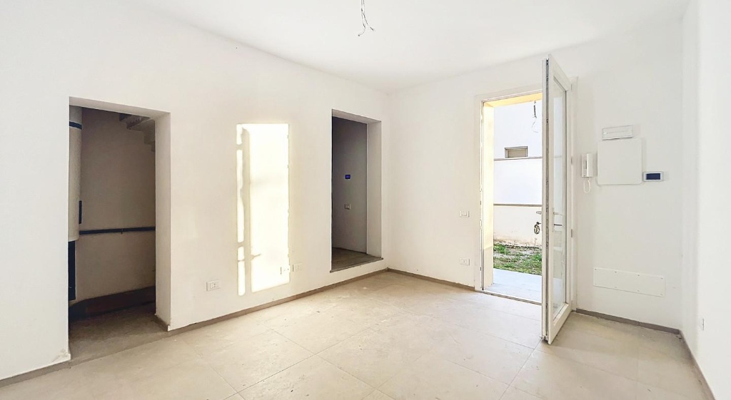 intera palazzina in vendita a San Giuliano Terme in zona Arena-Metato