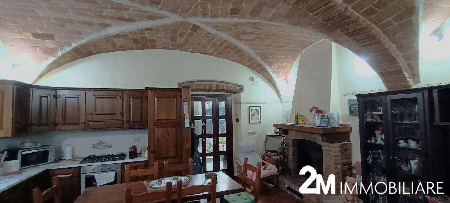 casa indipendente in vendita a San Giuliano Terme in zona Molina di Quosa