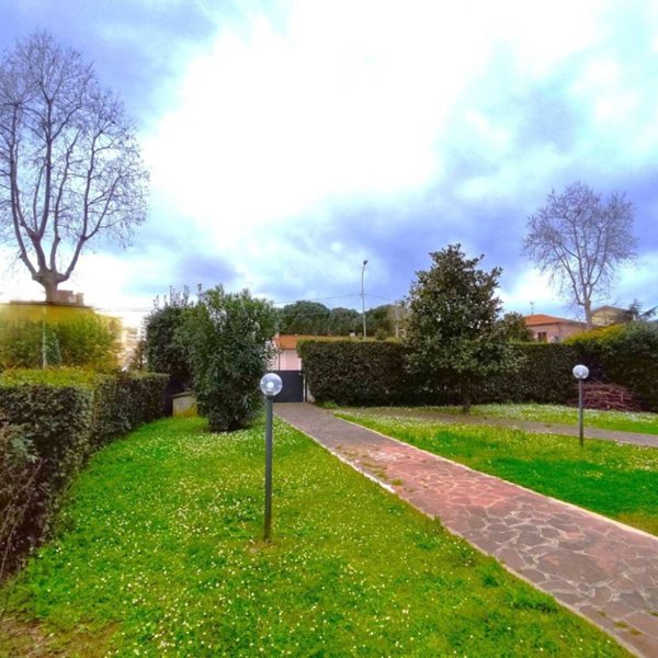 casa indipendente in vendita a San Giuliano Terme