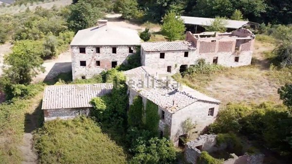 villa in vendita a San Giuliano Terme