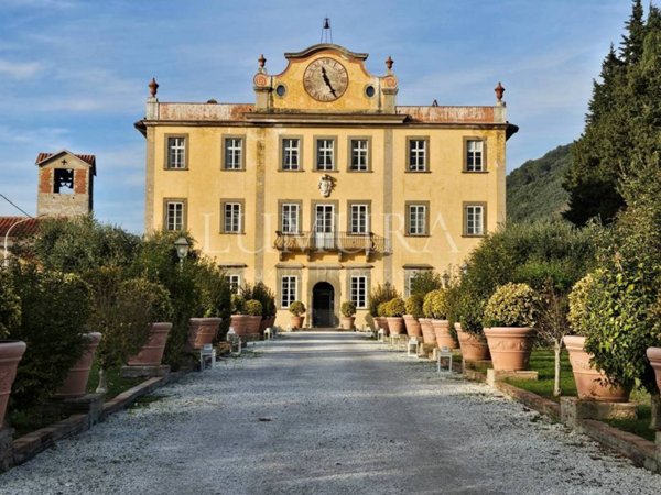 villa in vendita a San Giuliano Terme