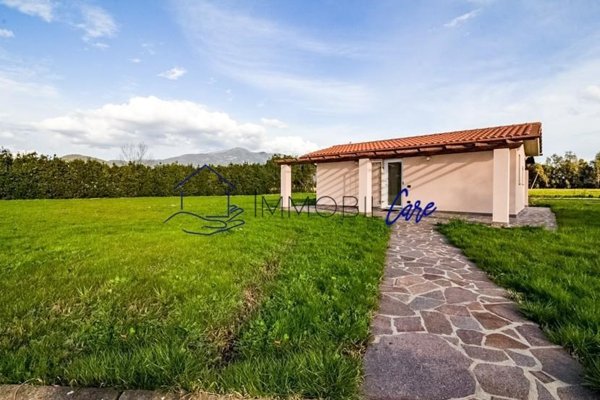 negozio in vendita a San Giuliano Terme
