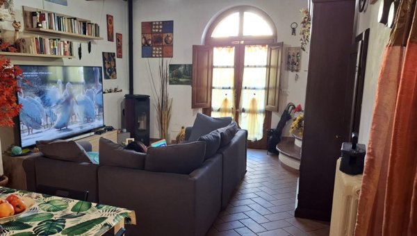 casa indipendente in vendita a San Giuliano Terme in zona Molina di Quosa