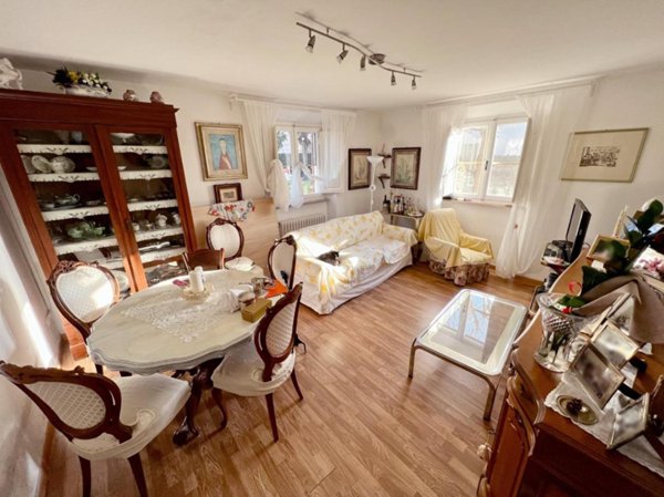 casa indipendente in vendita a San Giuliano Terme in zona Pontasserchio